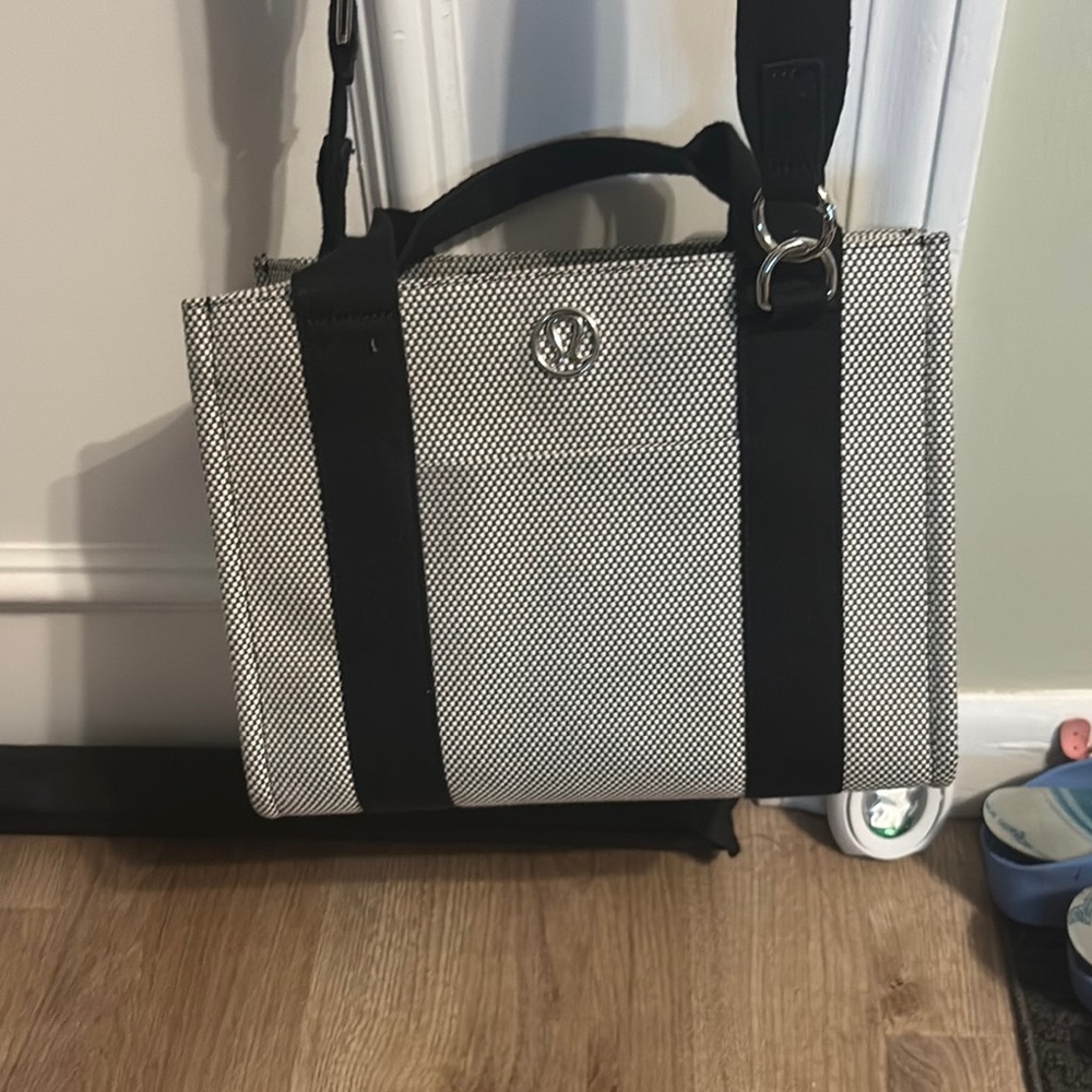 Lululemon Athletica Black and White Tote Bag